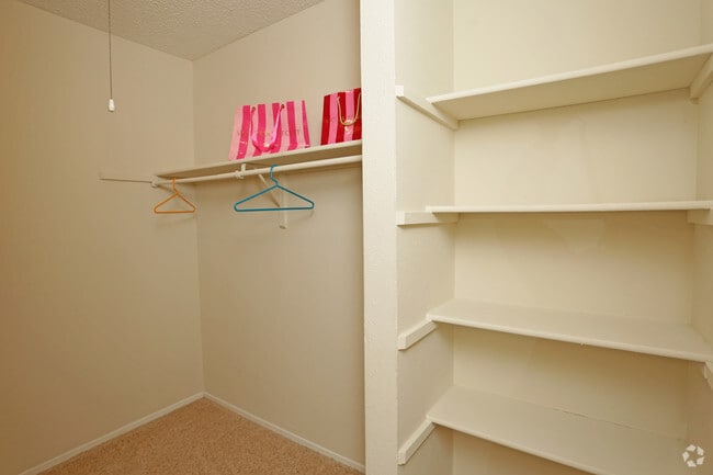 B1 Master Closet