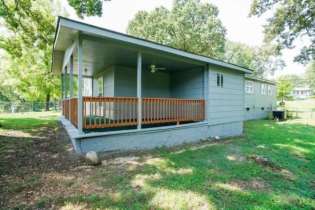 Photo - Spacious 4-Bedroom, 2-Bath Home in Quiet C...