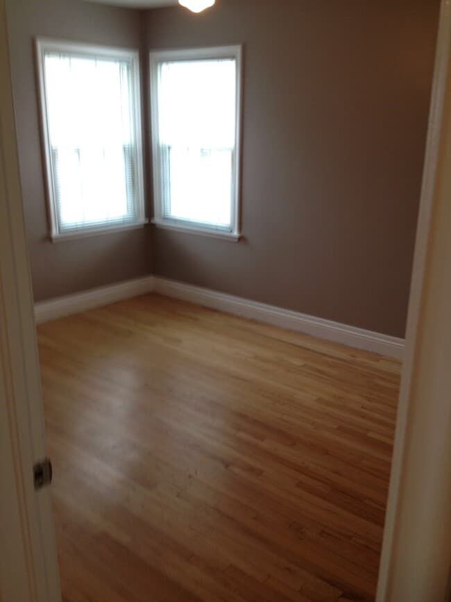 Photo - 2306 Sunnyside Ave S
