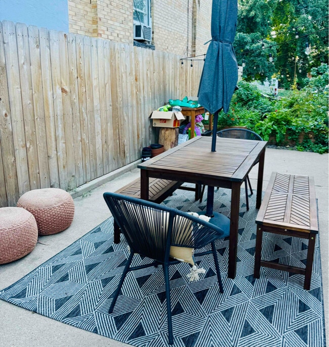 Photo - 1568 Vine St Unit 4