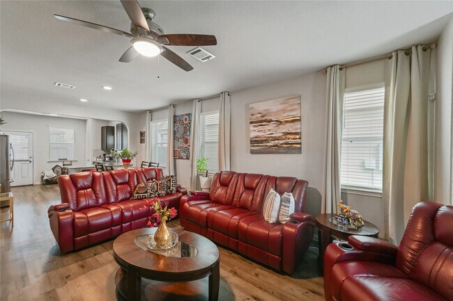 Photo - 23659 Goodfellow Dr