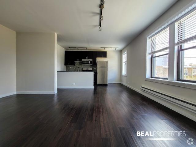 Building Photo - 1 bedroom in CHICAGO IL 60647 Unit 115 Rental