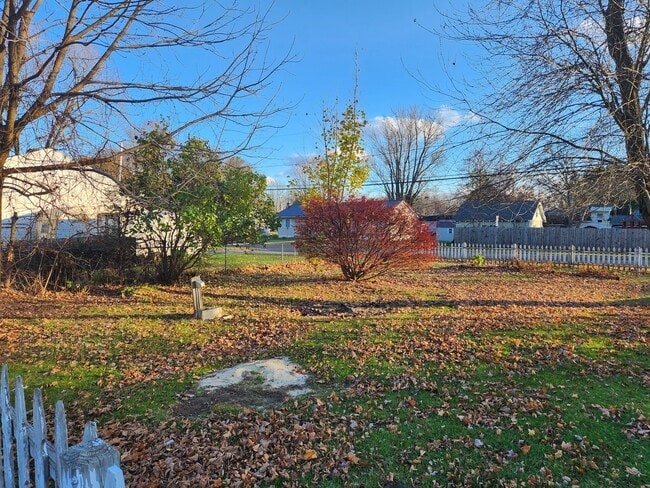 Photo - 803 Church St