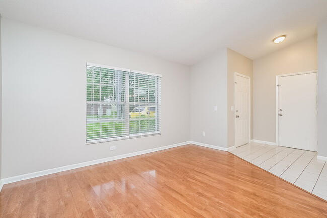Photo - 24734 Silversmith Dr