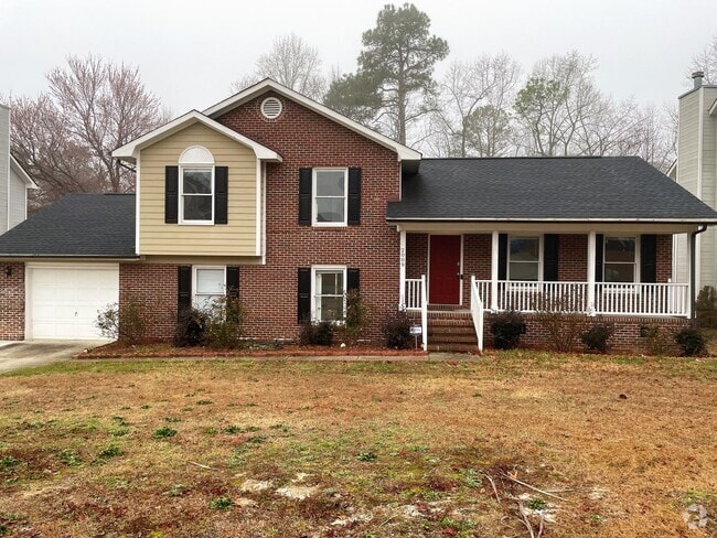 Building Photo - Updated 4 Bedroom / 3 Bathroom with In-Law... Rental