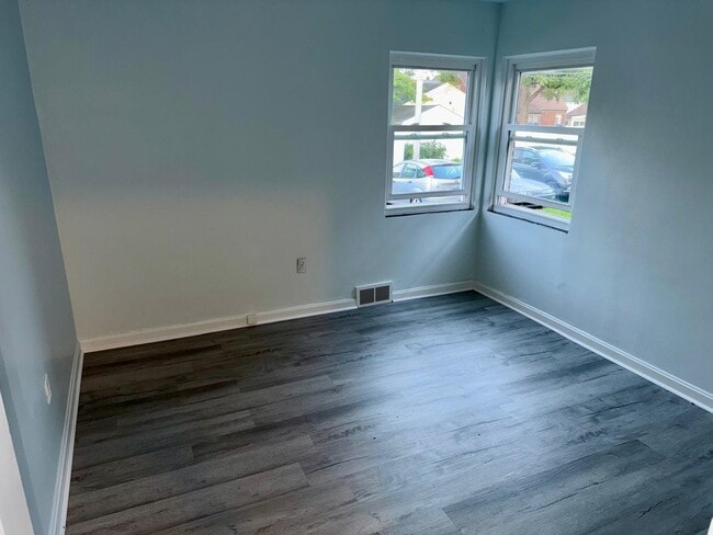 Photo - 2341 State Rd