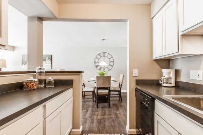 Auburn Ridge Town Homes