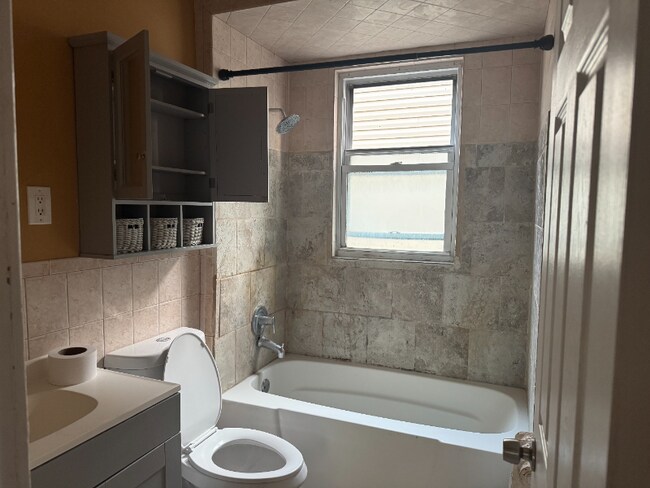 Photo - 35 Oak Ave Unidad 1