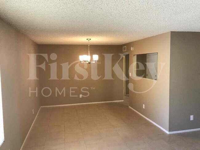 Photo - 4507 W Aster Dr