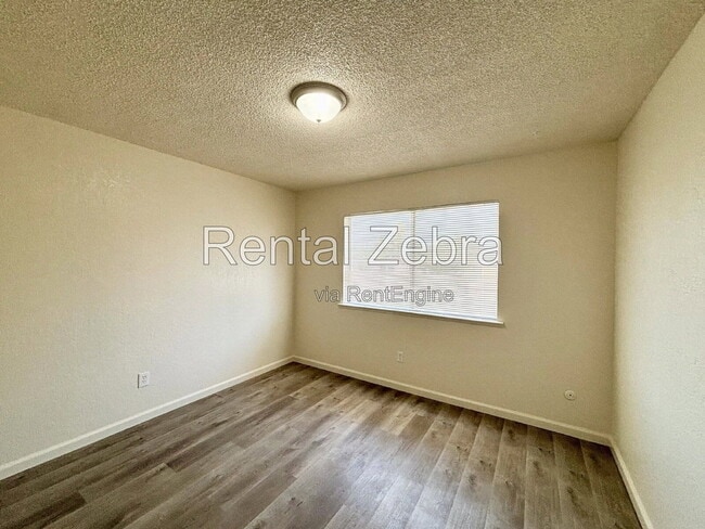 Photo - 1189 Kelso St