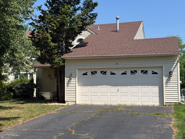 Photo - Spacious 4-Bedroom Colonial with 2-Car Garage in Howell