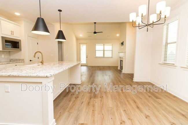 Photo - 1087 Cityscape Vw