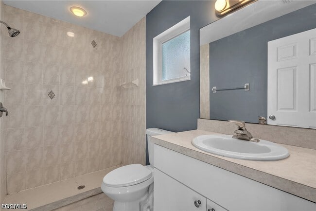 Photo - 1245 SE 6th St