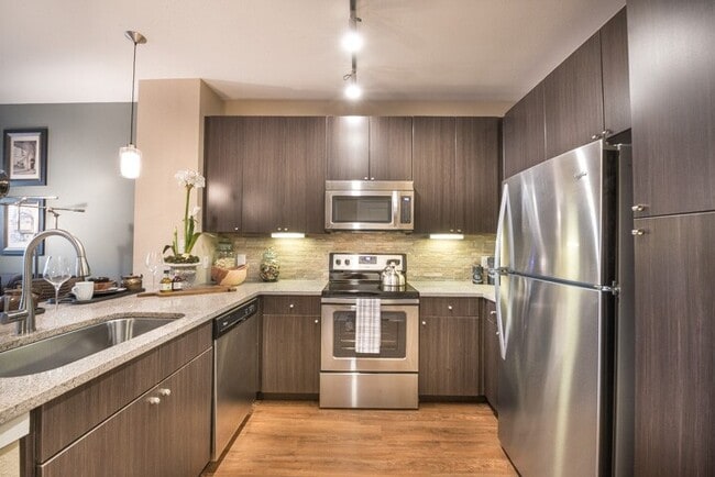 Photo - Big Savings, Better Living Unidad TASTC2