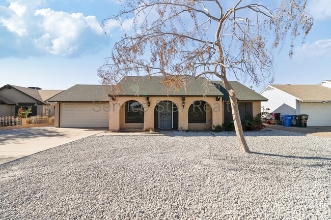 Building Photo - 8328 N 31st Ave