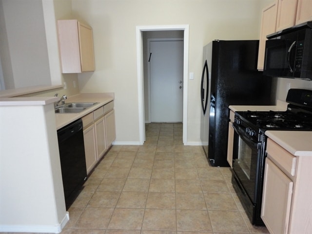 Photo - 7044 Glen Hills Dr NE