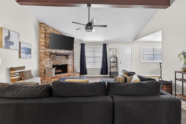 Photo - 9514 Marblemount Dr