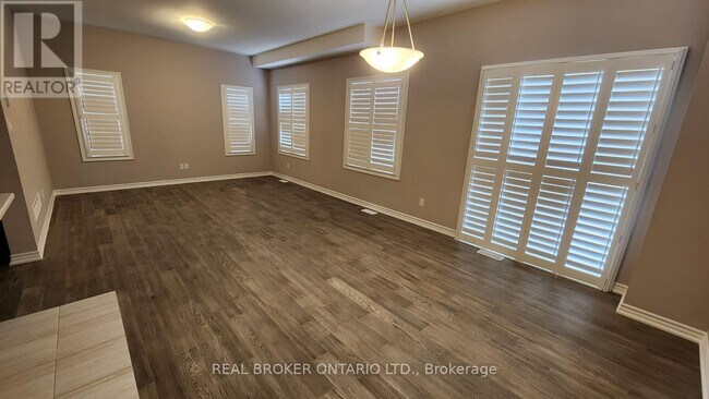 Photo - 55 Hildred St