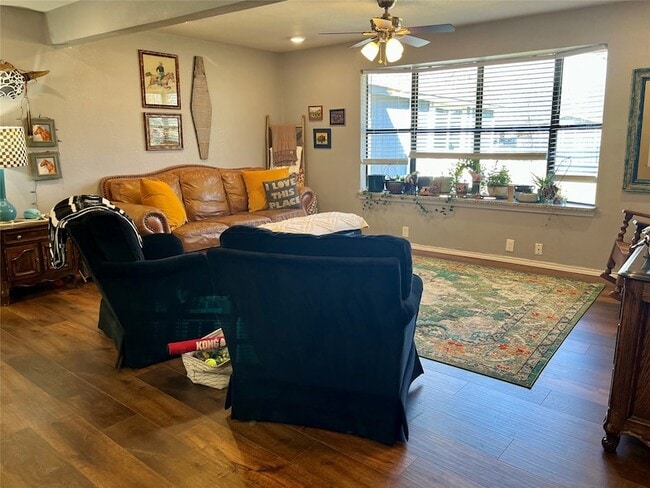 Photo - 715 North Ave