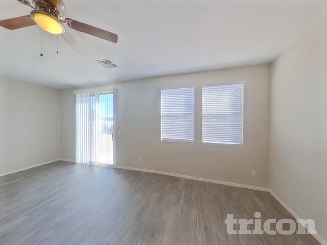 Photo - 19149 N Miller Way