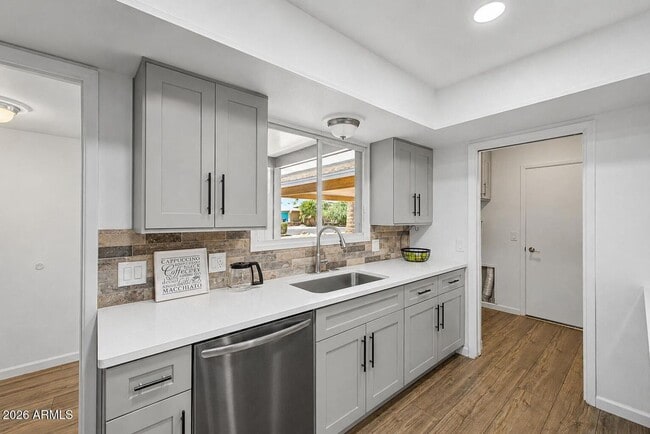 212 E Minton Dr