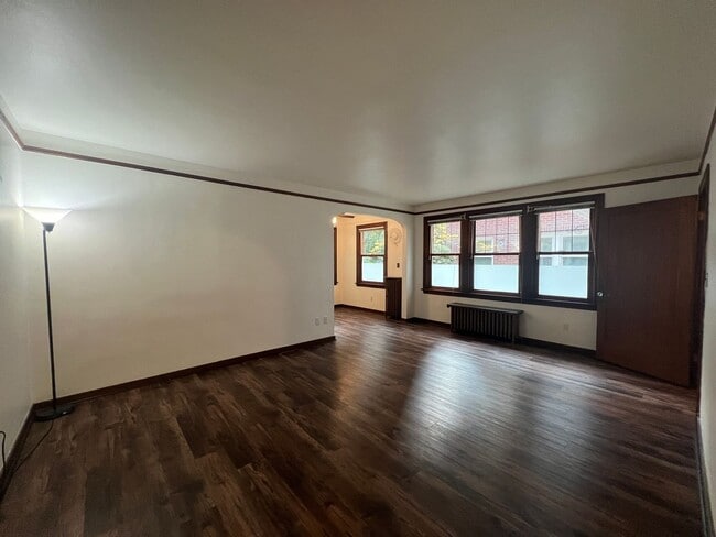 411 Boylston Ave E