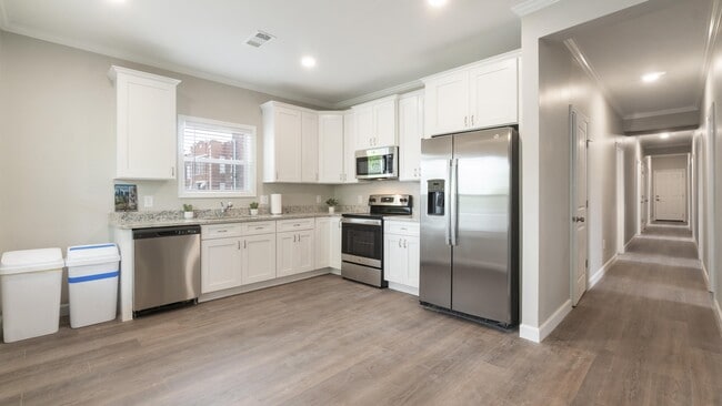 Building Photo - 601 English Ave NW Rental