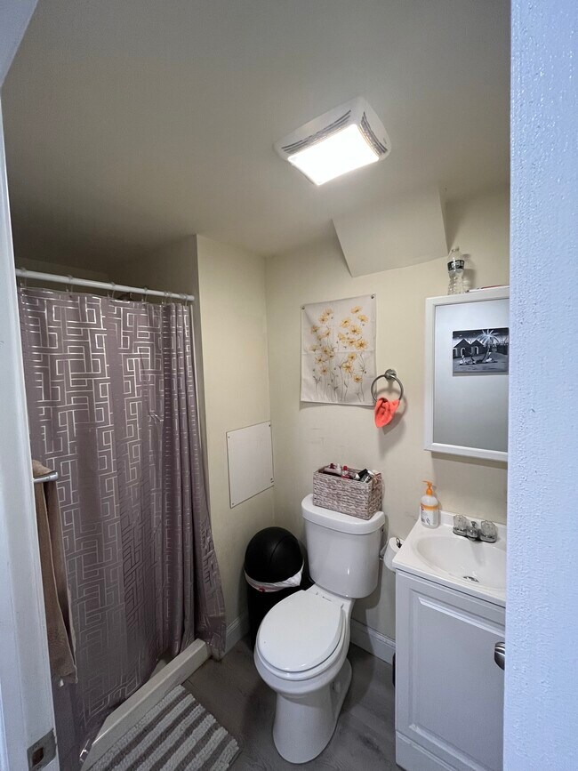 Photo - 1529 N 15th St Unit B