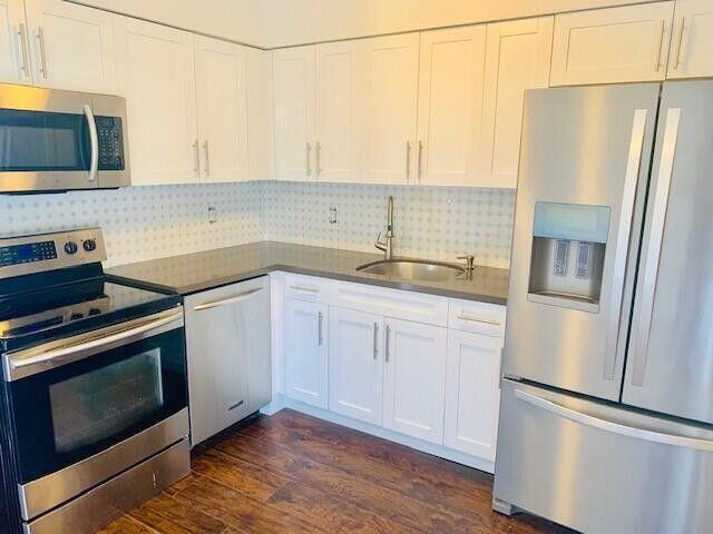 Photo - 2821 Duke Ln