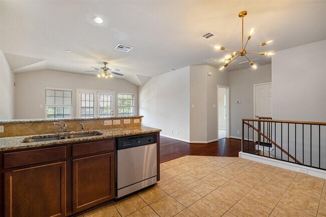 Photo - 3101 Davis Ln Unidad 7901