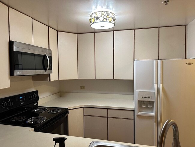 Photo - Beautiful 1BR Condo @ Opera Plaza with Amenities, Pool, Gym & Parking! Unit 150