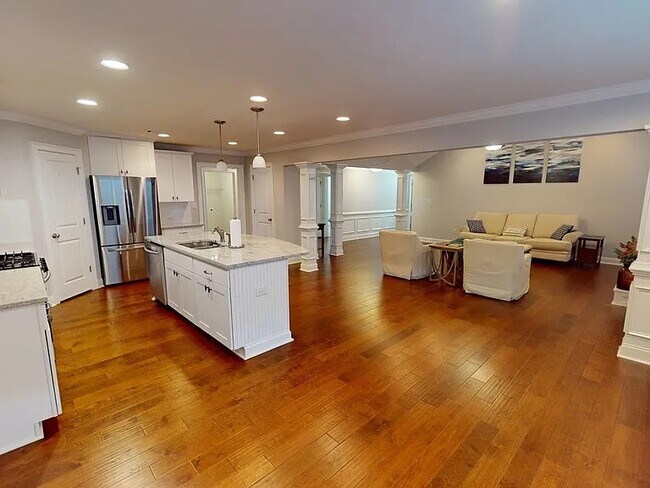 Photo - 168 Ridgeview Dr.