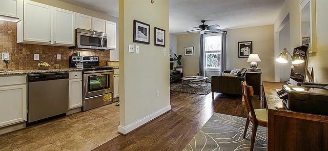 Building Photo - 407 S Windomere Ave