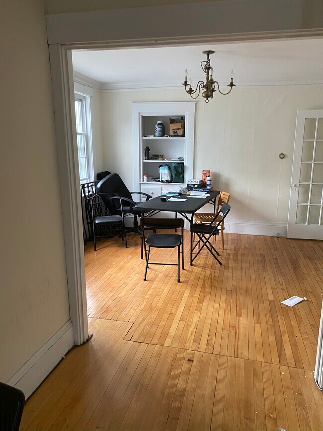 Photo - 92 Langley Rd Unit 2