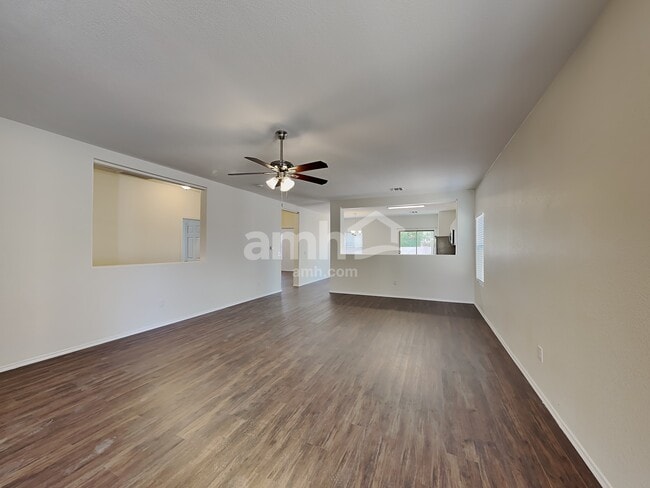 Photo - 83 W Calle Priscal