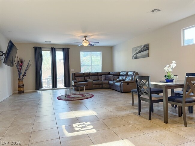 Photo - 3548 E Tompkins Ave