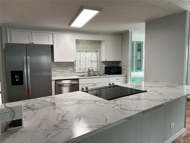 Photo - 24007 River Rd