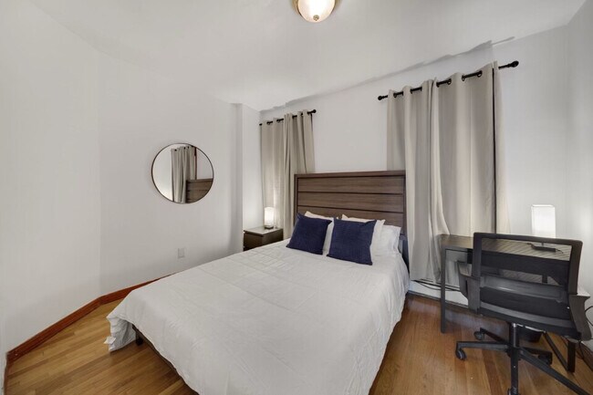 Photo - 871 Harrison Ave