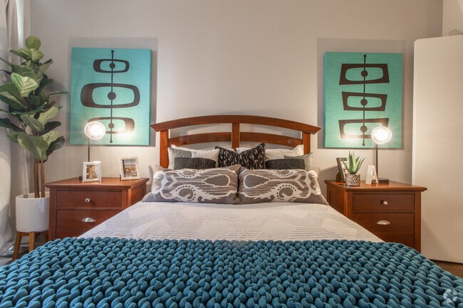 1BR, 1BA, - Model