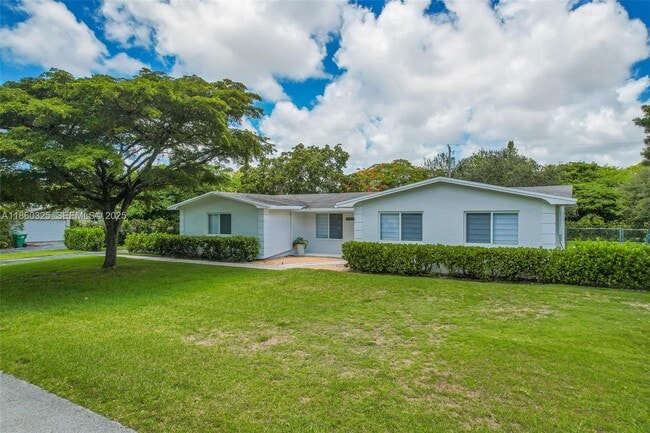 Photo - 17460 SW 85th Ave