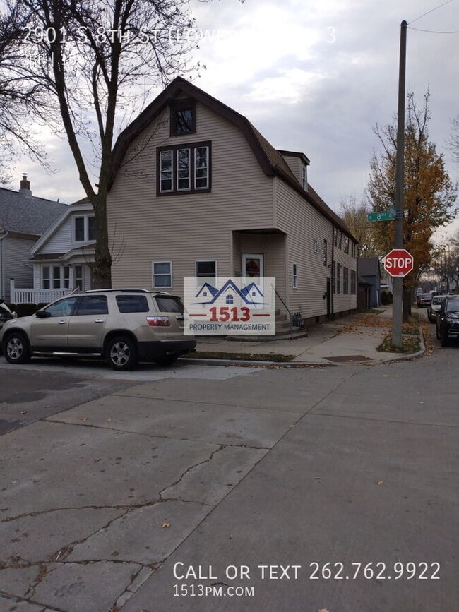 Photo - 2901 S 8th St Unit 3