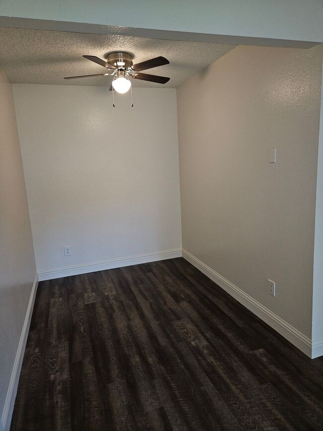 Photo - Parkwood Apartments