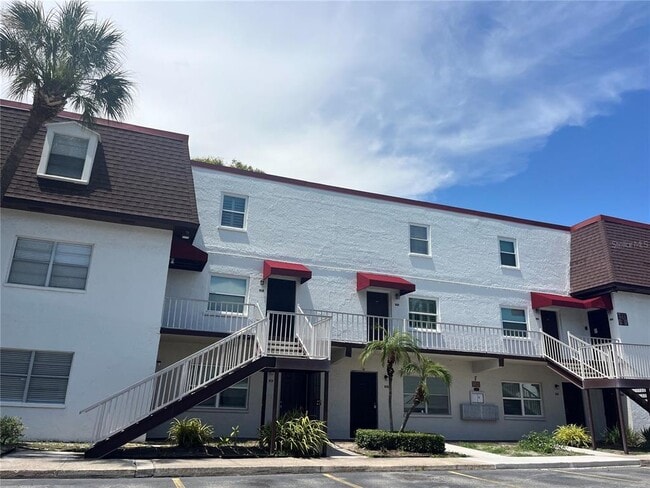 Building Photo - 9105 Tudor Dr Unit F103
