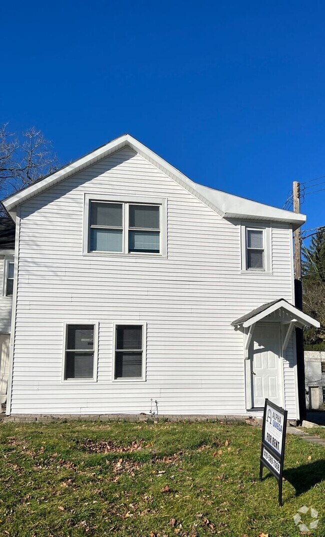 Building Photo - 351 Newman St Unit #3 Rental