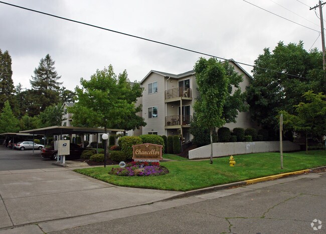 Photo - Chancellor Apartments