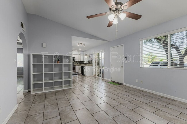 Photo - 1005 W Laguna Dr