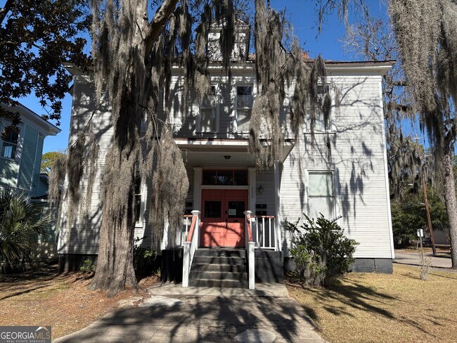 836 E Henry St Unit C