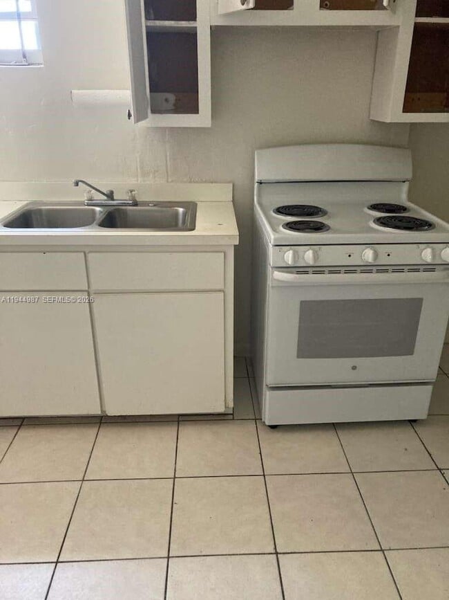 Photo - 18815 NW 33rd Ct