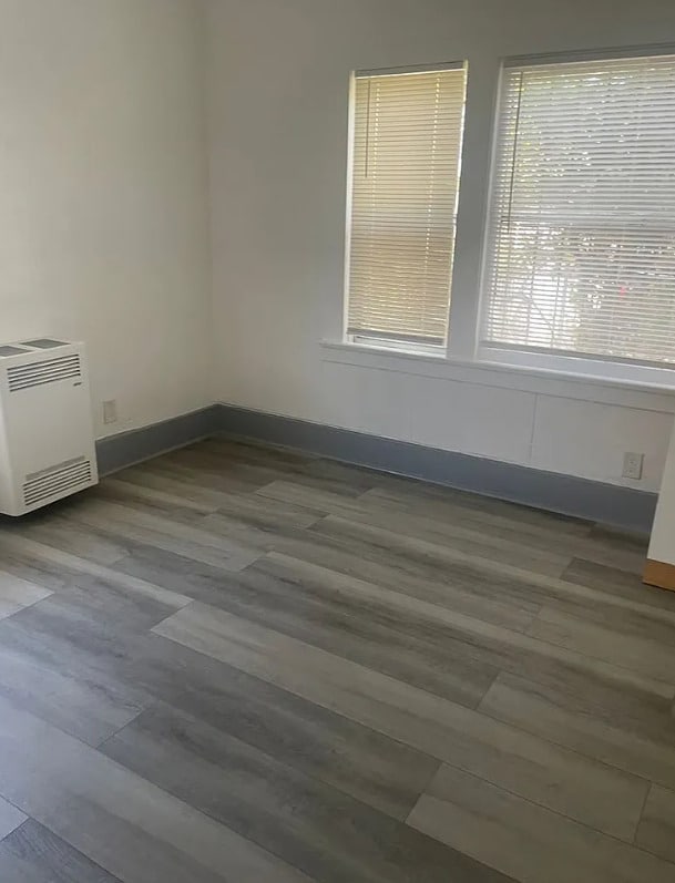 1656 W 11th Pl - 1656 W 11th Pl