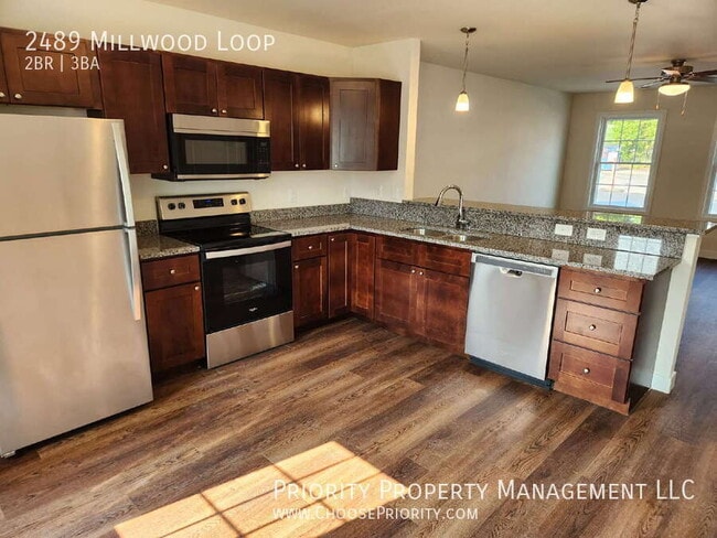 Photo - 2489 Millwood Loop